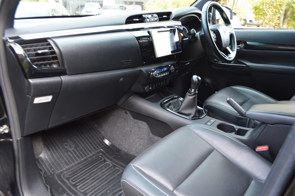 Used Toyota Hilux 2020 for sale - 76390312: Photo 15