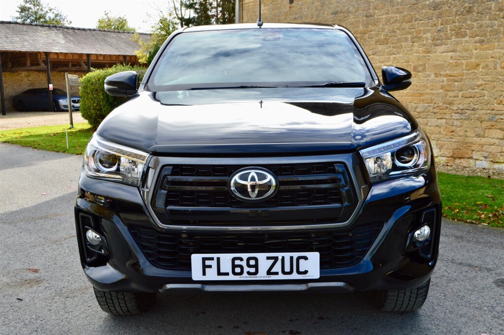 Used Toyota Hilux 2020 for sale - 76390312: Photo 2
