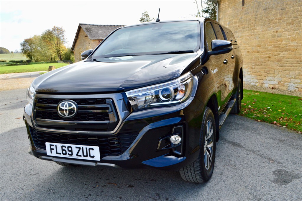 Used Toyota Hilux 2020 for sale - 76390312: Photo 3