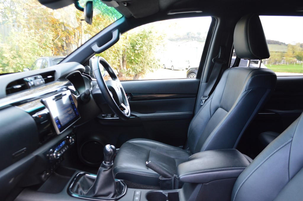 Used Toyota Hilux 2020 for sale - 76390312: Photo 41