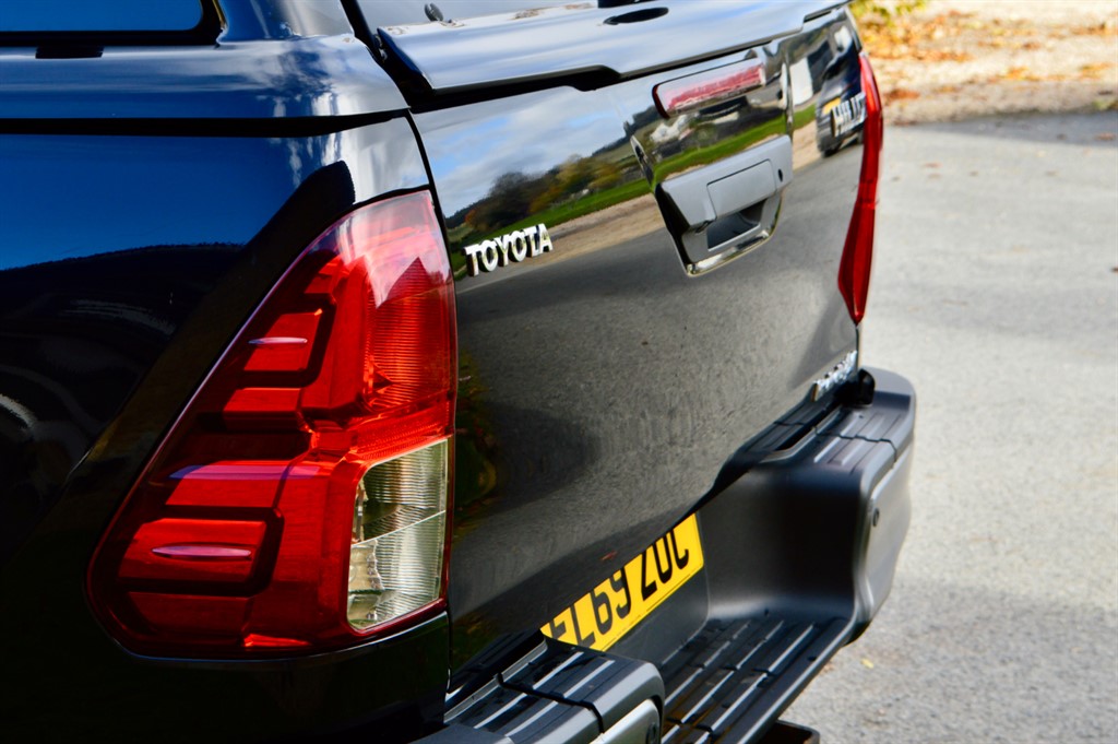 Used Toyota Hilux 2020 for sale - 76390312: Photo 45