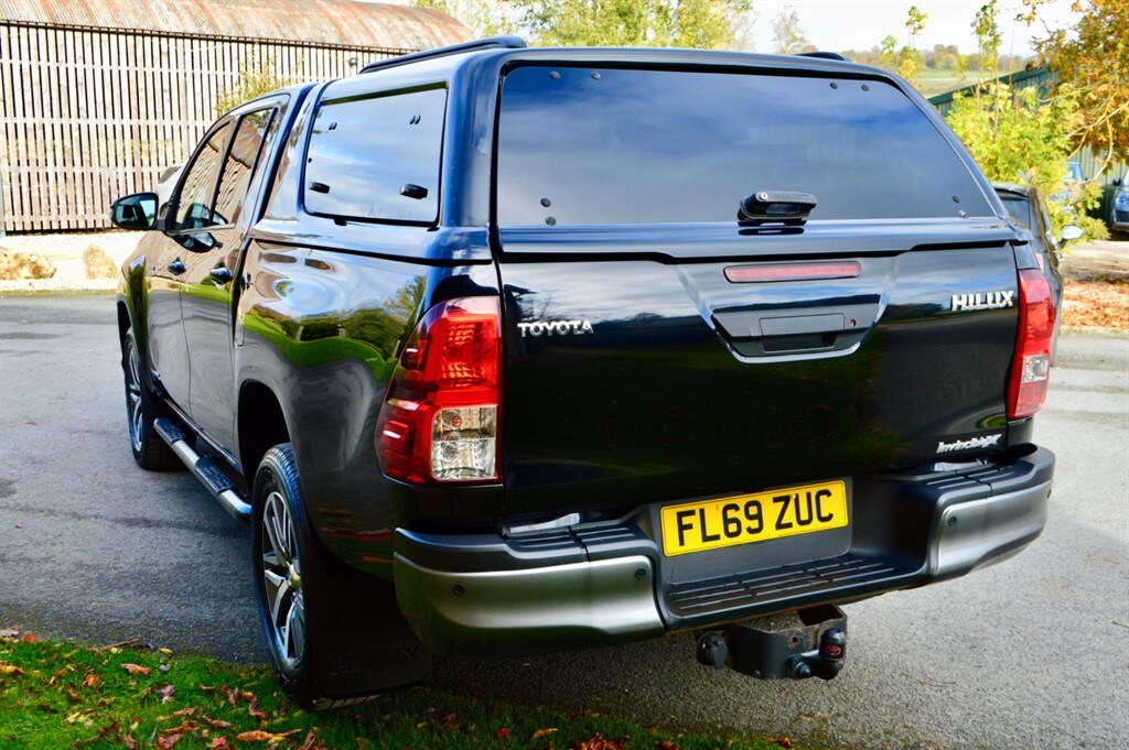 Used Toyota Hilux 2020 for sale - 76390312: Photo 8