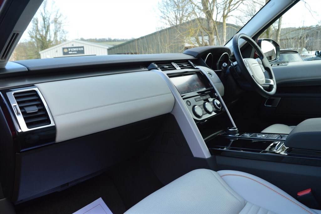 Used Land Rover Discovery 2017 for sale - 77841876: Photo 15