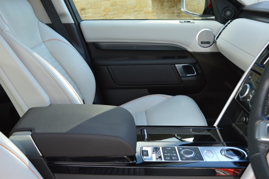 Used Land Rover Discovery 2017 for sale - 77841876: Photo 16