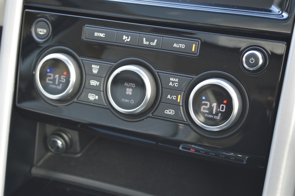 Used Land Rover Discovery 2017 for sale - 77841876: Photo 34