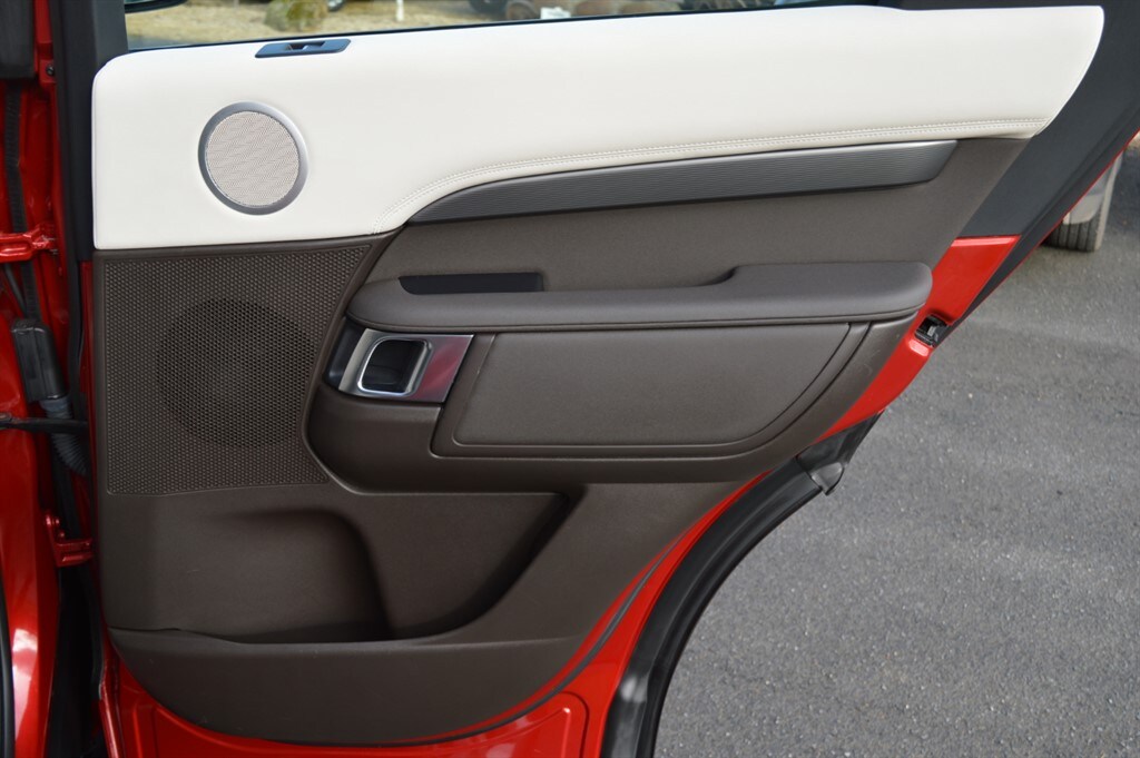 Used Land Rover Discovery 2017 for sale - 77841876: Photo 38