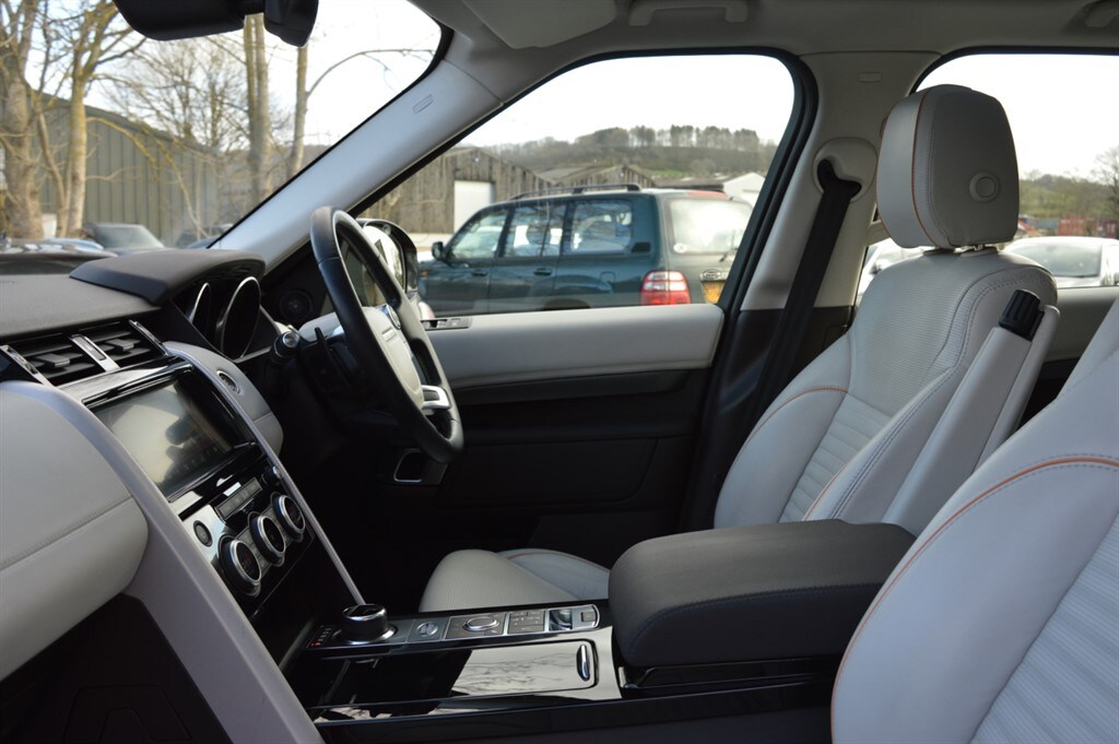 Used Land Rover Discovery 2017 for sale - 77841876: Photo 55