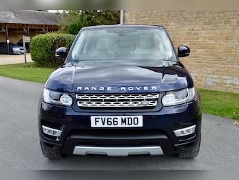 Used Land Rover Range Rover Sport 2016 for sale - 75844043: Photo