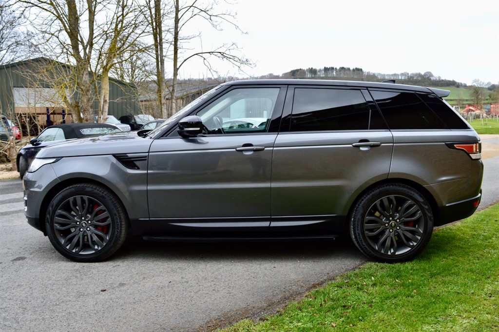 Used Land Rover Range Rover Sport 2017 for sale - 77934830: Photo 10