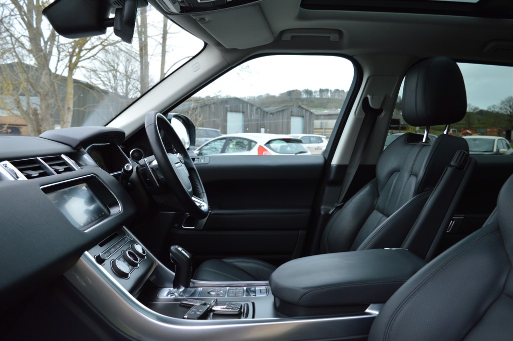 Used Land Rover Range Rover Sport 2017 for sale - 77934830: Photo 59