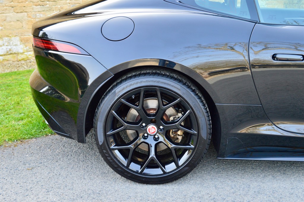 Used Jaguar F-Type 2017 for sale - 77771525: Photo 32