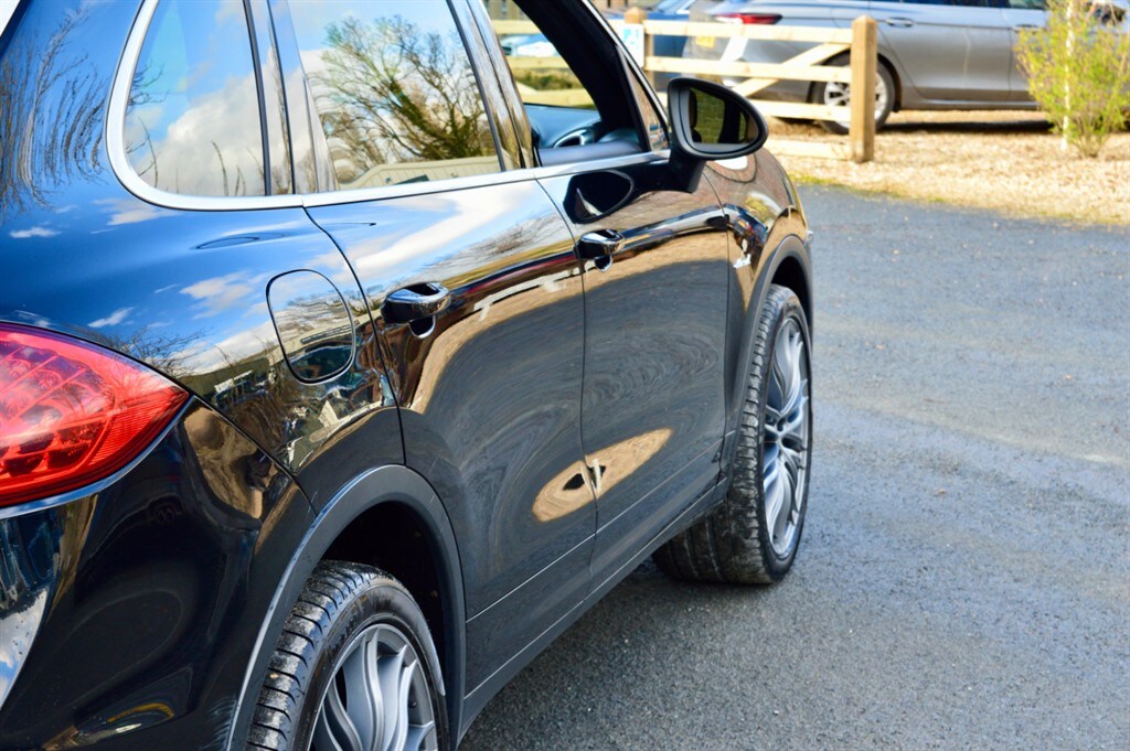 Used Porsche Cayenne 2014 for sale - 77492927: Photo 14