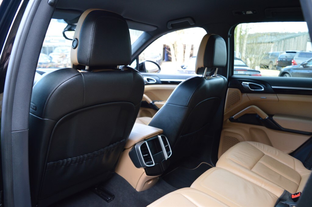 Used Porsche Cayenne 2014 for sale - 77492927: Photo 23