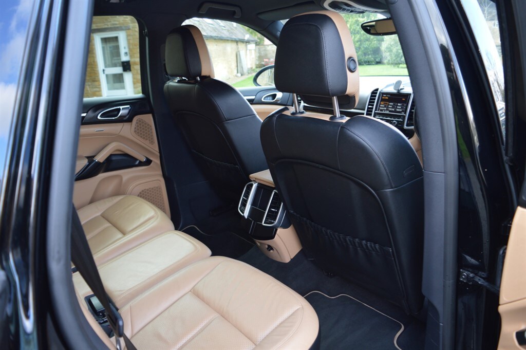 Used Porsche Cayenne 2014 for sale - 77492927: Photo 26