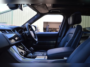 Used Land Rover Range Rover Sport 2018 for sale - 78406809: Photo