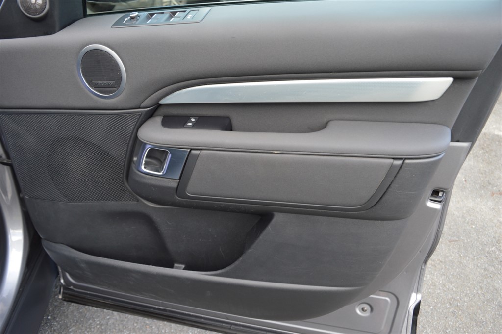 Used Land Rover Discovery 2019 for sale - 77261959: Photo 33