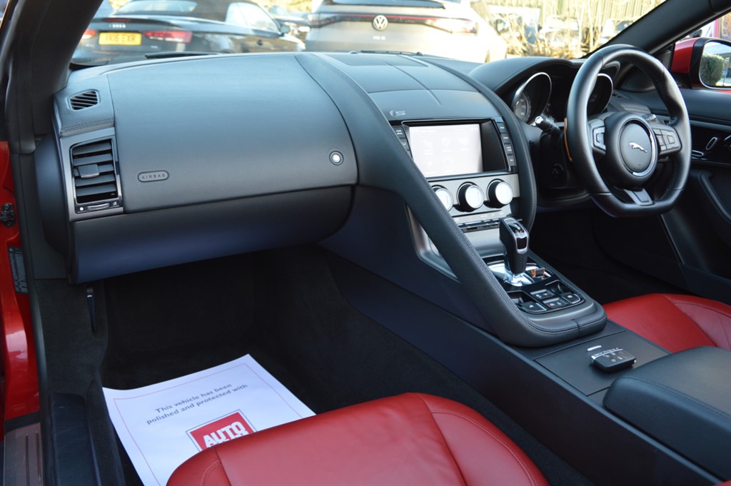 Used Jaguar F-Type 2014 for sale - 76722470: Photo 17