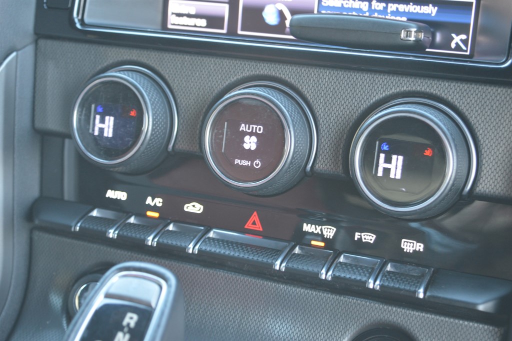 Used Jaguar F-Type 2014 for sale - 76722470: Photo 24