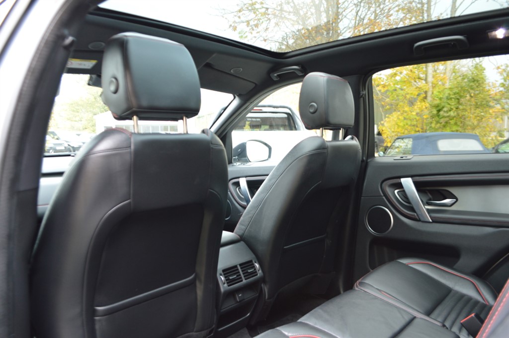 Used Land Rover Discovery Sport 2021 for sale - 76580359: Photo 25