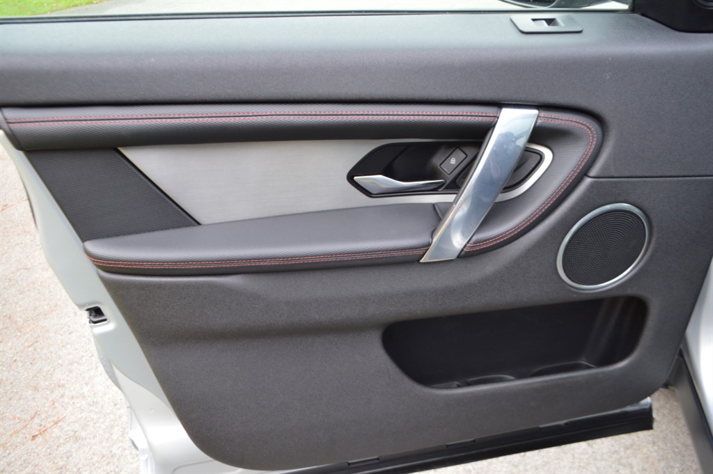 Used Land Rover Discovery Sport 2021 for sale - 76580359: Photo 33