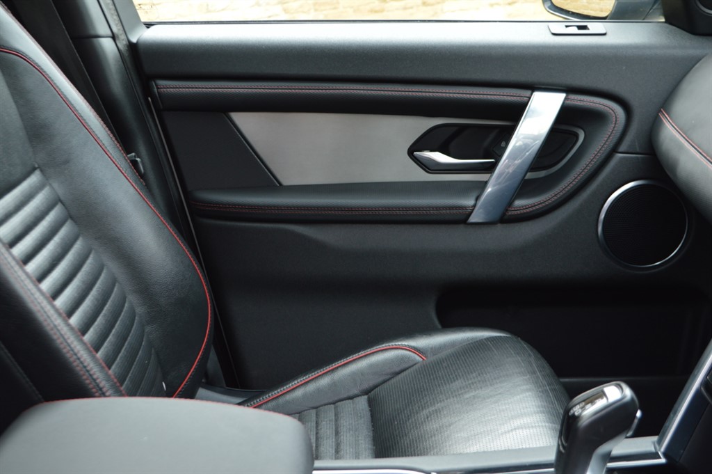 Used Land Rover Discovery Sport 2021 for sale - 76580359: Photo 49