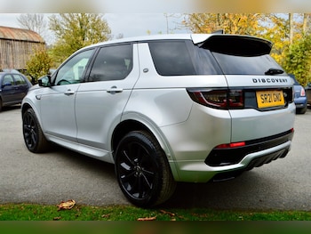 Used Land Rover Discovery Sport 2021 for sale - 76580359: Photo