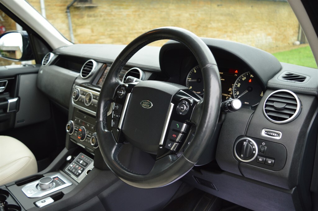 Used Land Rover Discovery 2015 for sale - 77492940: Photo 15