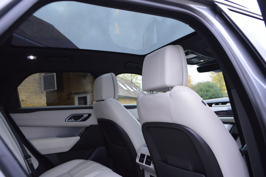 Used Land Rover Range Rover Velar 2022 for sale - 76452442: Photo 29