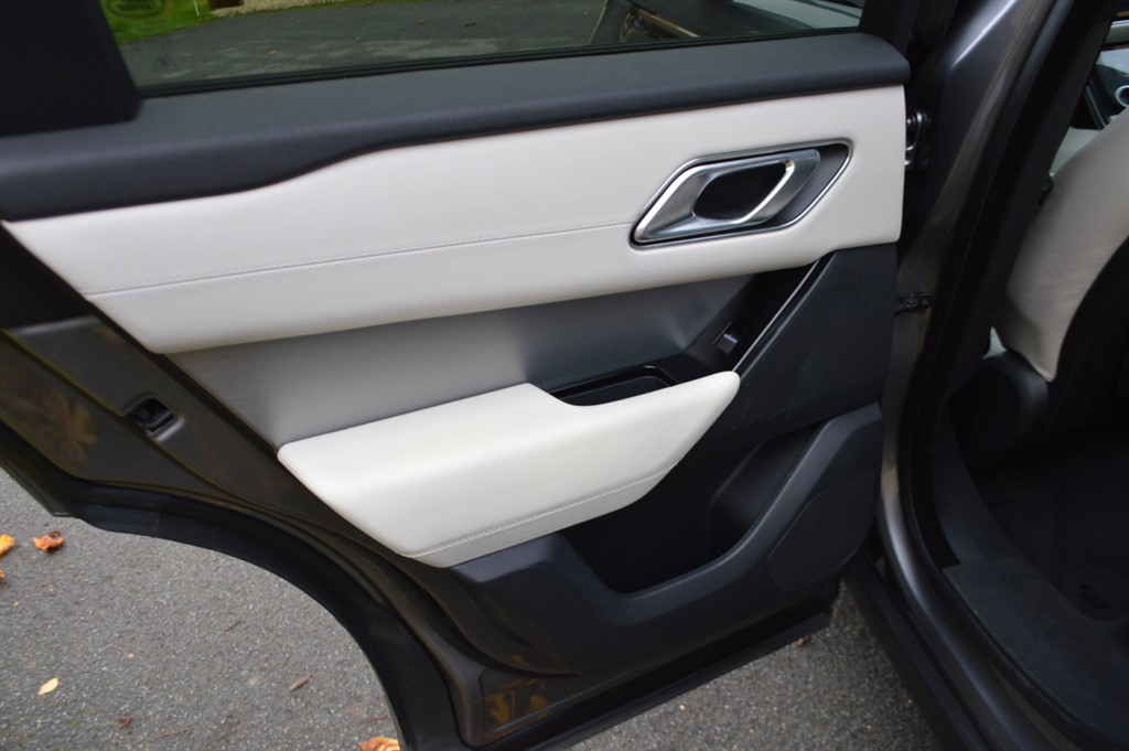 Used Land Rover Range Rover Velar 2022 for sale - 76452442: Photo 32