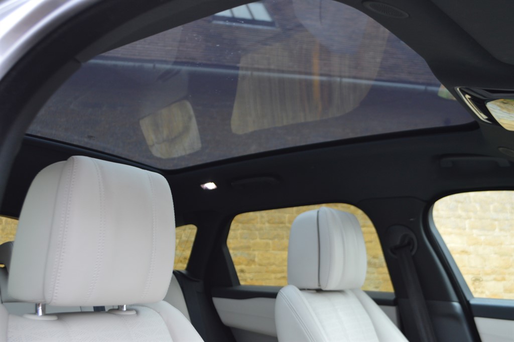 Used Land Rover Range Rover Velar 2022 for sale - 76452442: Photo 50