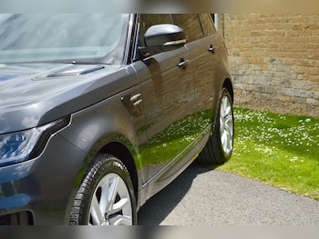 Used Land Rover Range Rover Sport 2022 for sale - 78643975: Photo