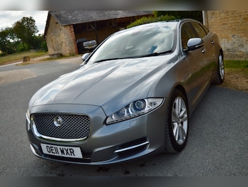 Used Jaguar XJ 2011 for sale - 79287372: Photo