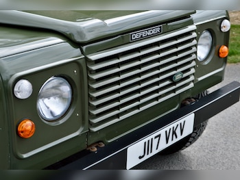 Used Land Rover Defender 110 1992 for sale - 75660523: Photo