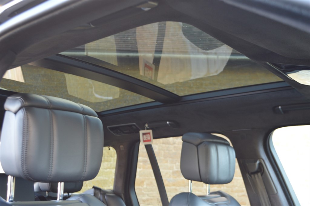 Used Land Rover Range Rover 2019 for sale - 76390309: Photo 54