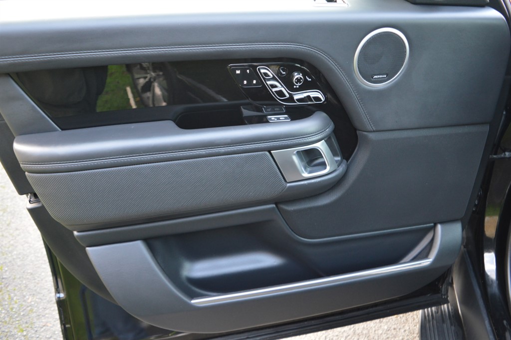 Used Land Rover Range Rover 2019 for sale - 76978075: Photo 11