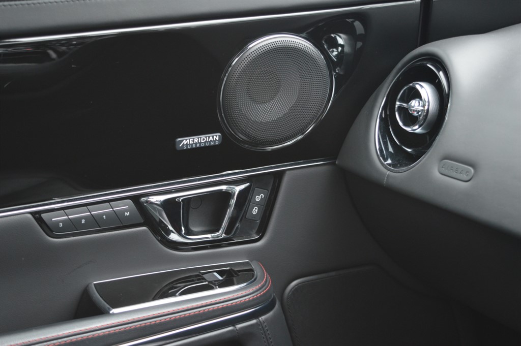 Used Jaguar XJ 2020 for sale - 76971640: Photo 16