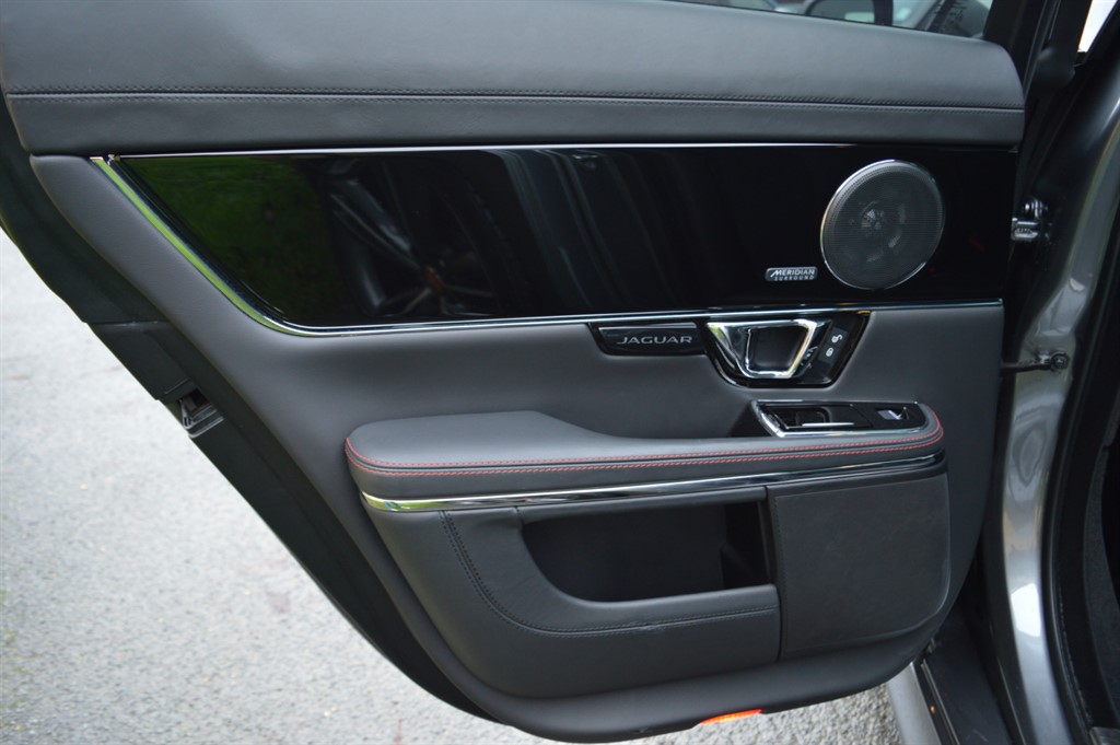 Used Jaguar XJ 2020 for sale - 76971640: Photo 30