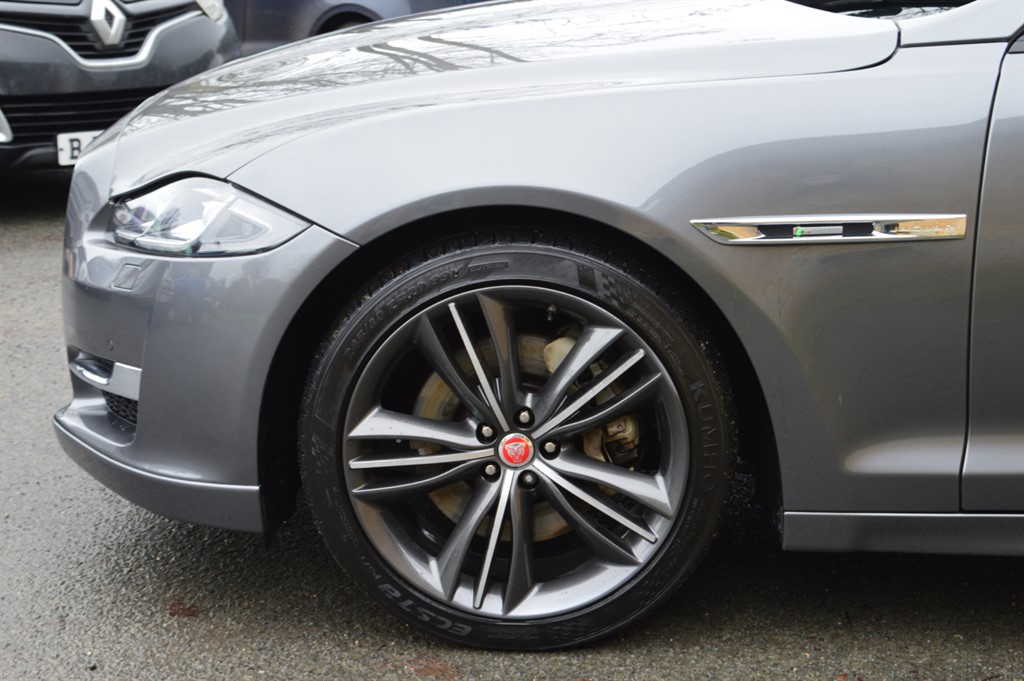 Used Jaguar XJ 2020 for sale - 76971640: Photo 35