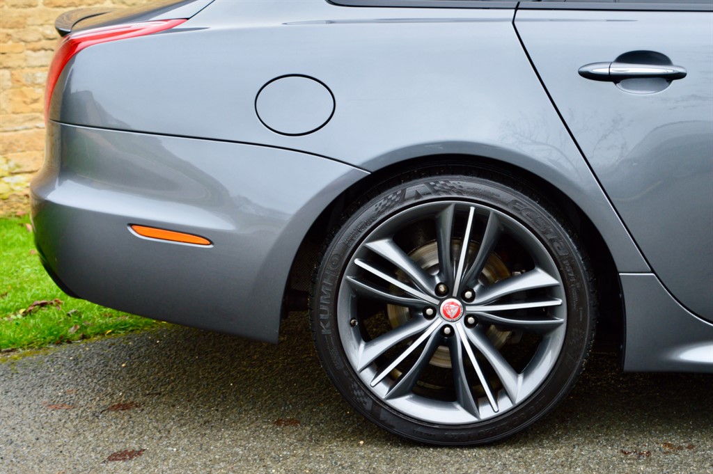 Used Jaguar XJ 2020 for sale - 76971640: Photo 37