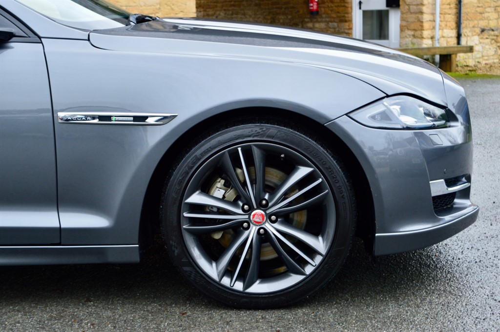 Used Jaguar XJ 2020 for sale - 76971640: Photo 38