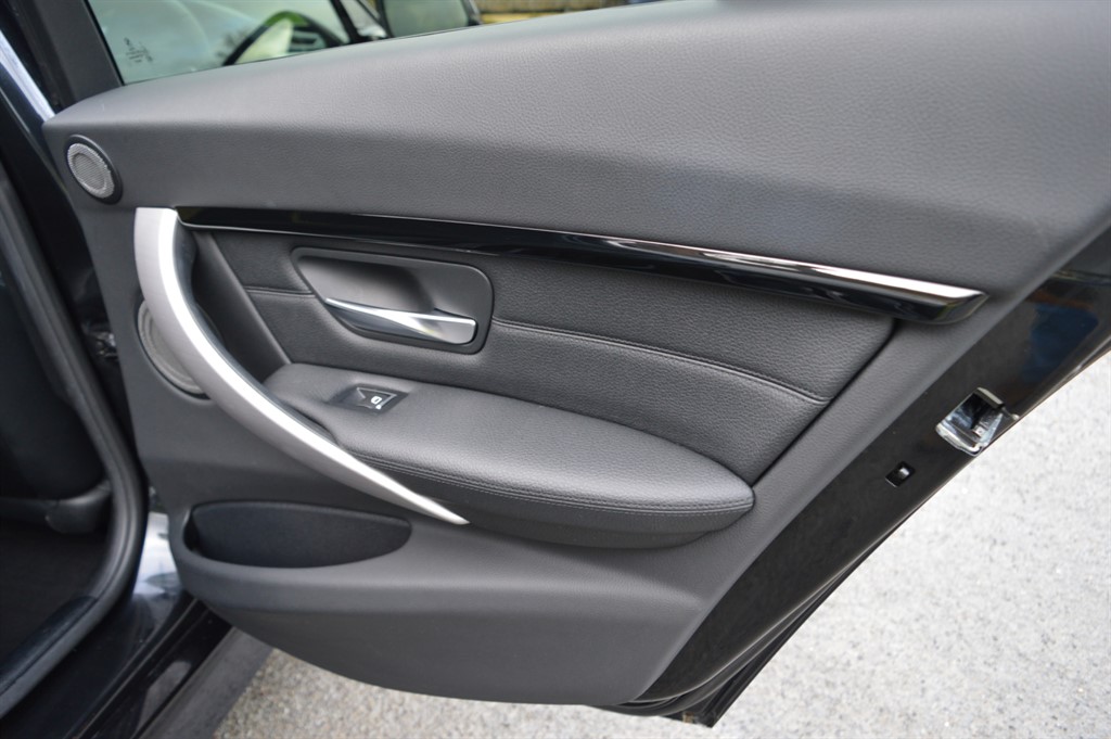 Used BMW 3 Series 2017 for sale - 77178284: Photo 27