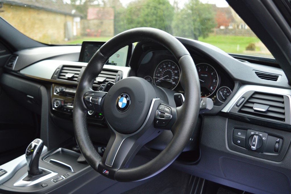 Used BMW 3 Series 2017 for sale - 77178284: Photo 38