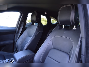 Used Jaguar E-Pace 2019 for sale - 79160364: Photo