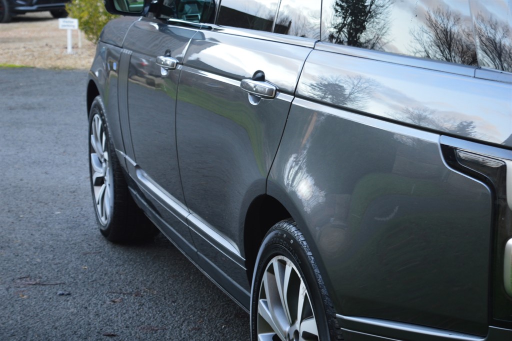 Used Land Rover Range Rover 2018 for sale - 76915340: Photo 77