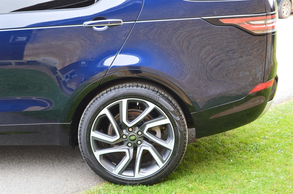 Used Land Rover Discovery 2020 for sale - 78028233: Photo 42