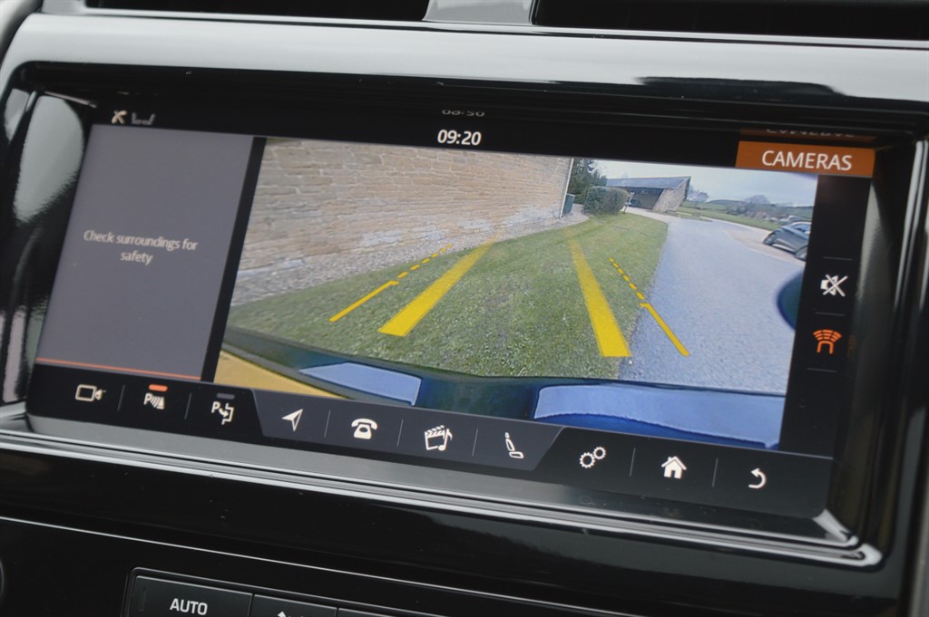 Used Land Rover Discovery 2020 for sale - 78028233: Photo 47