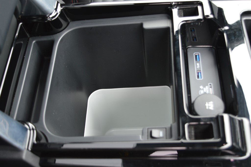 Used Land Rover Discovery 2020 for sale - 78028233: Photo 64