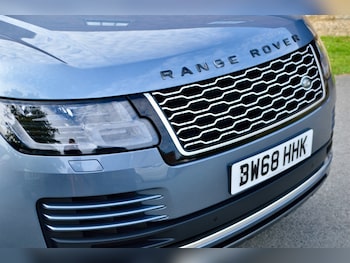 Used Land Rover Range Rover 2019 for sale - 75570826: Photo