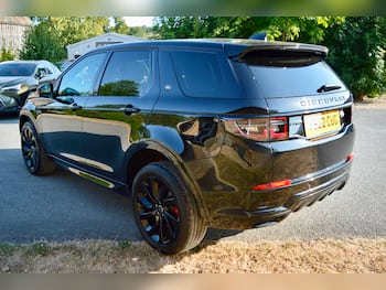 Used Land Rover Discovery Sport 2022 for sale - 79534889: Photo