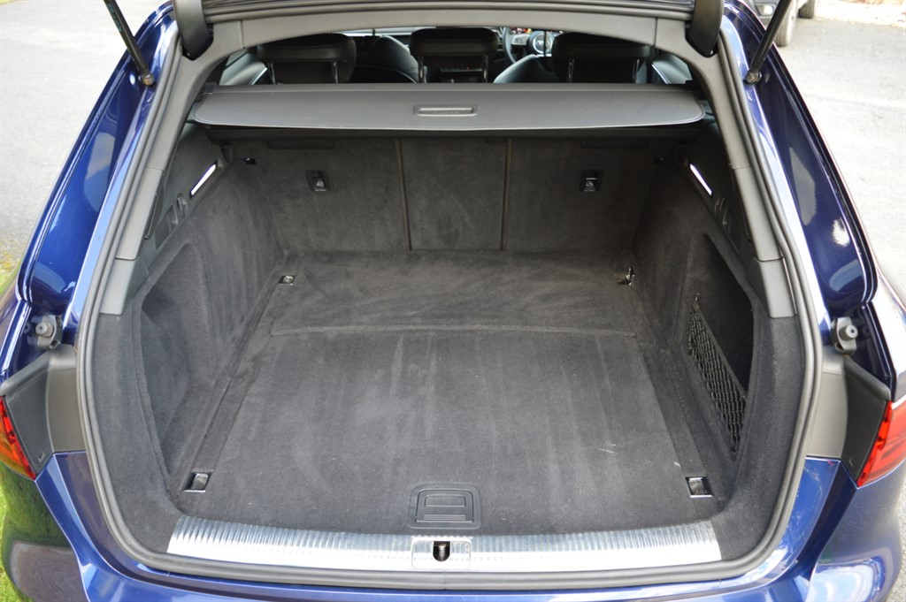 Used Audi A4 2019 for sale - 77261945: Photo 40